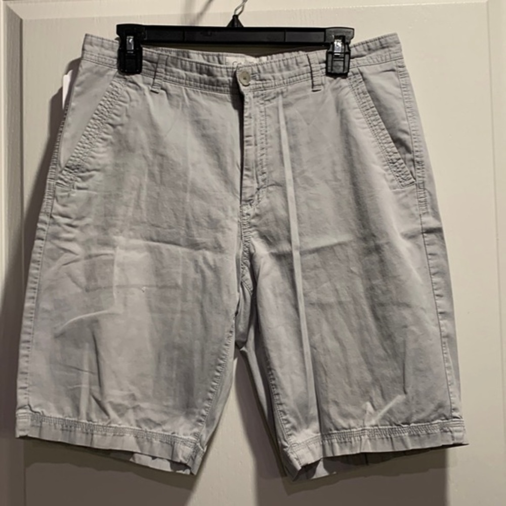Men's Calvin Klein Tan Bermuda Shorts Size 32 #0267